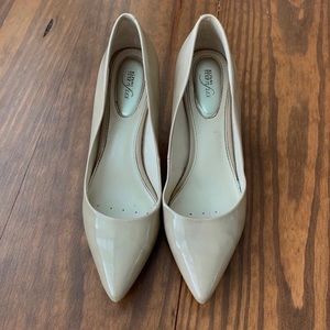 SOLD - Nude Heels